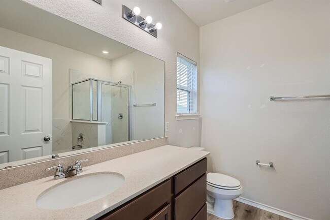 Building Photo - 190 Purple Heart Dr