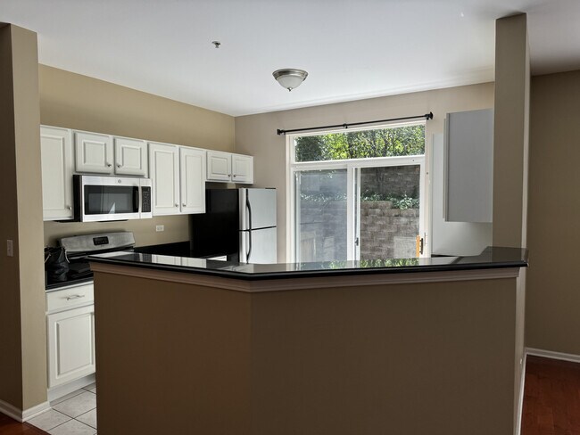 Building Photo - 74 Tanglewood Dr