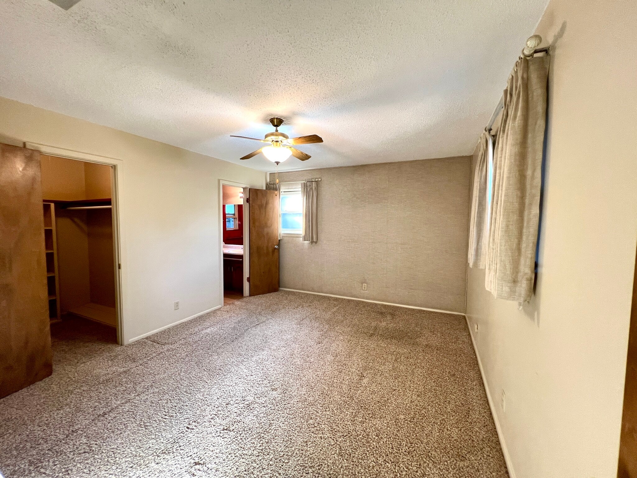 Building Photo - 5608 Lubbock Ave