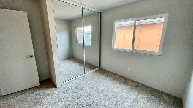 Building Photo - 4 BED/2.5 BATH HOME in Hoopili - Garage & ...