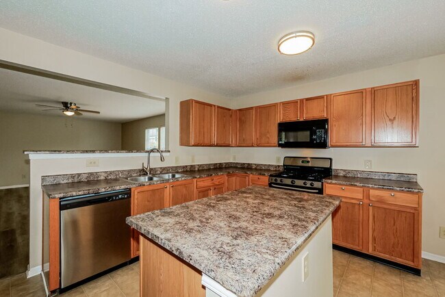 Building Photo - 2950 Hearthside Dr