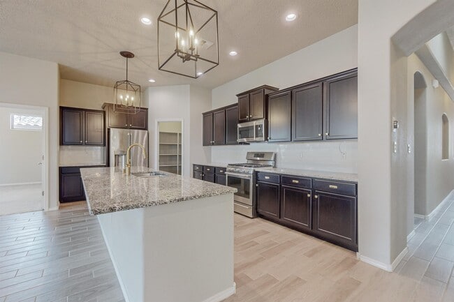 Building Photo - 6011 Buckthorn Ave NW