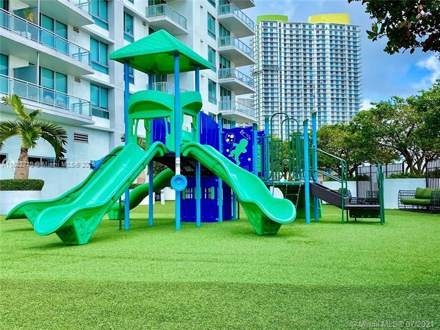 Building Photo - 201 Crandon Blvd