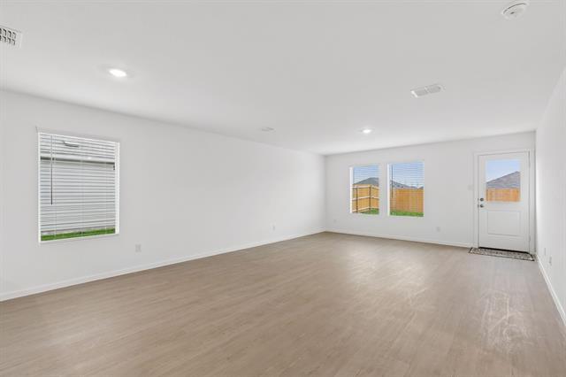Building Photo - 3009 Tooley Dr