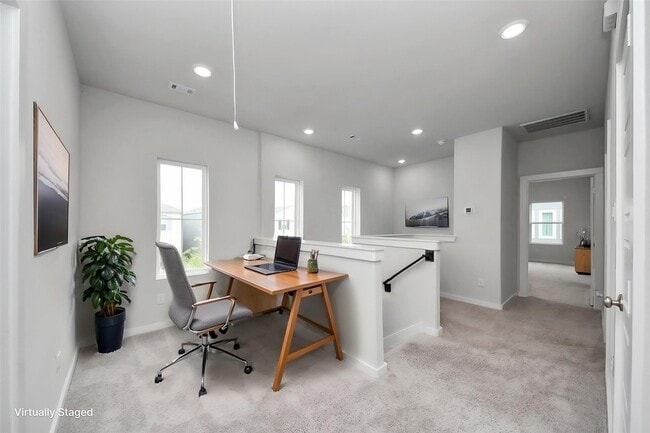Building Photo - 3830 Glossy Lk Dr