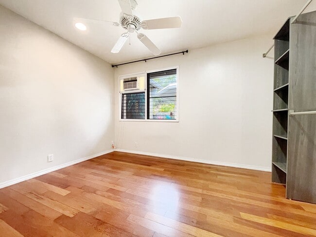 Building Photo - 449 Iliwahi Loop