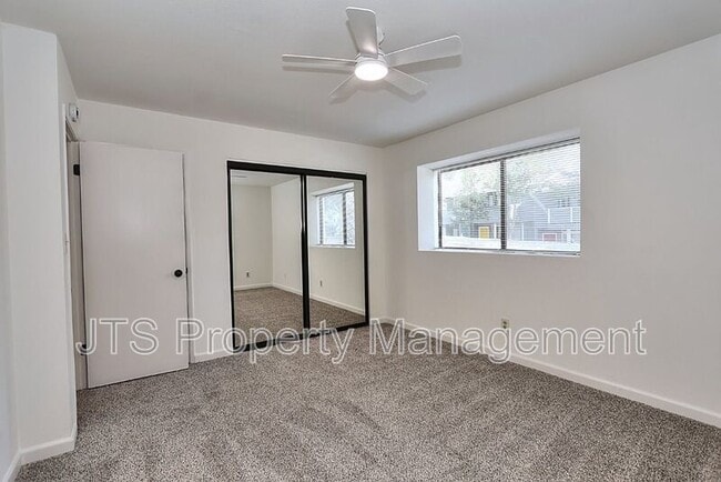 Building Photo - 5848 Alorn Ln
