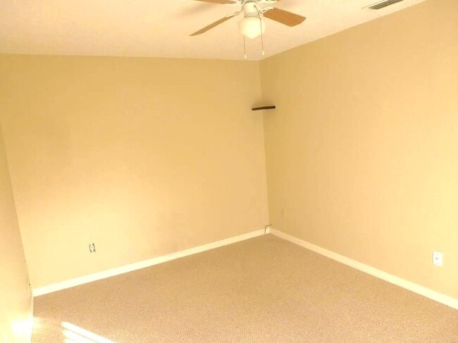 Building Photo - 1526 Winter Green Blvd