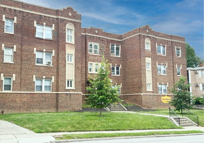 Interior Photo - The Jonathan