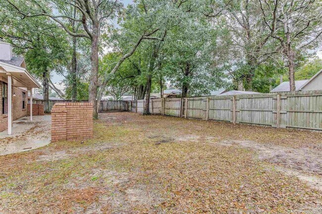 Building Photo - 6327 Heart Pine Dr