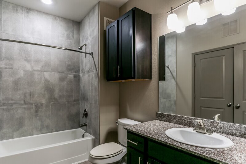 Building Photo - 6520 Jamail Dr