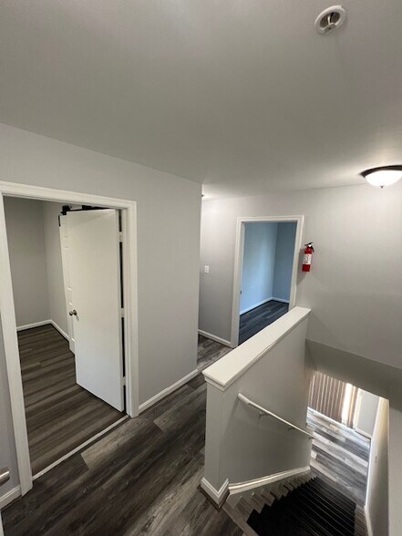 Building Photo - 4801 Waltonshire Cir