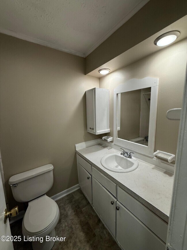Building Photo - 6709 Rebecca Ln