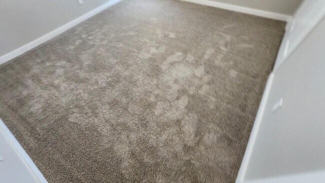 Building Photo - 13609 Sherman Ave