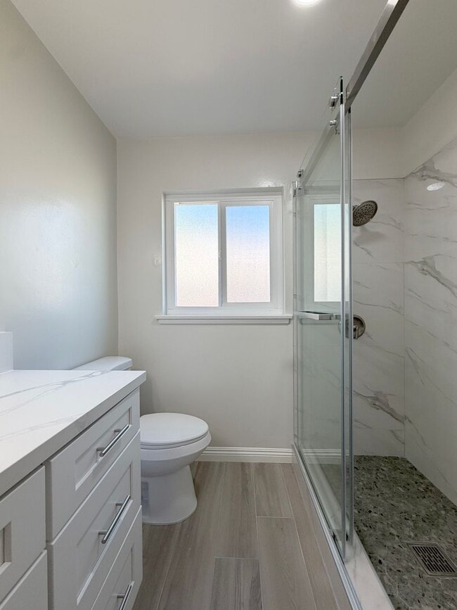 Building Photo - Stunning Mid-Century Modern Home  in Garden Grove