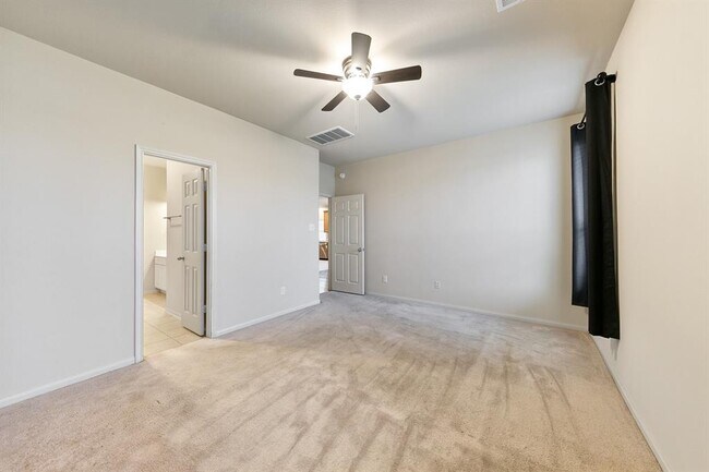 Building Photo - 11307 Elizabeth Brook Dr