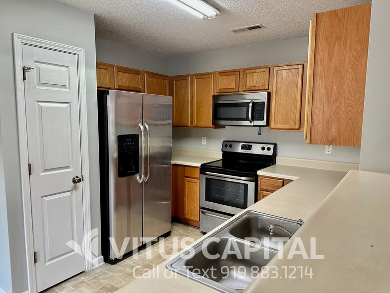 Building Photo - 1709 Northside Dr