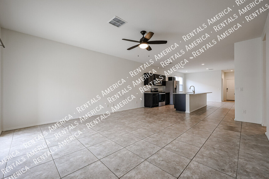 Building Photo - 36387 Pampoloma Ave