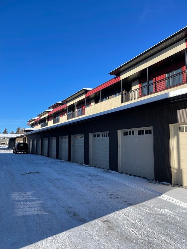 Building Photo - NEW! 2 Bedroom on campus! First Month Free!!