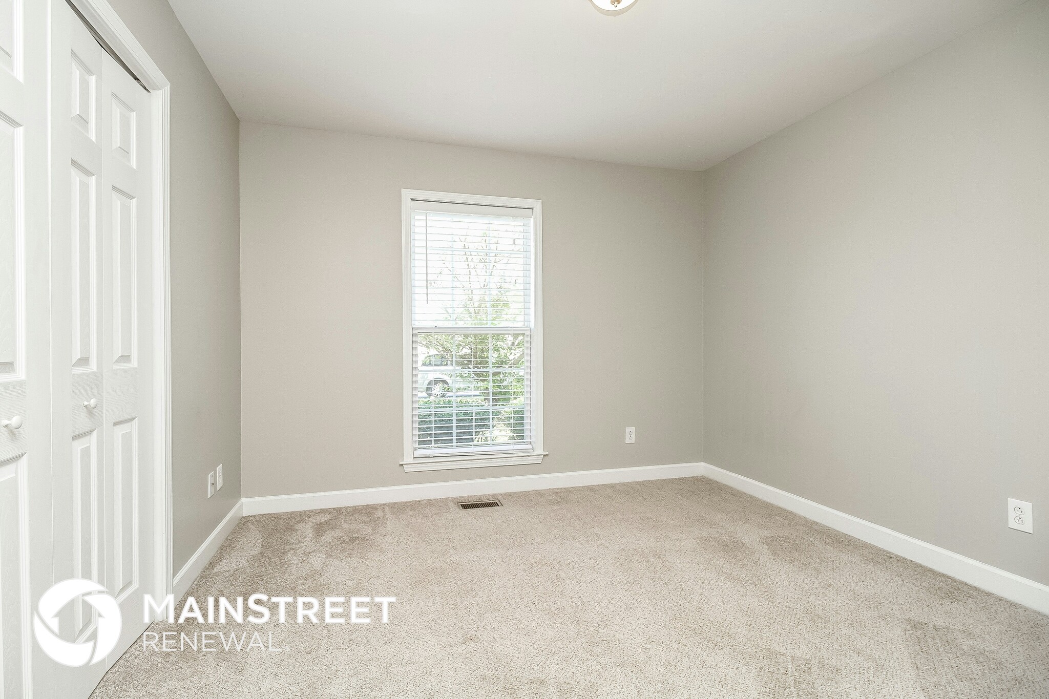 Building Photo - 2921 Stapleton Dr