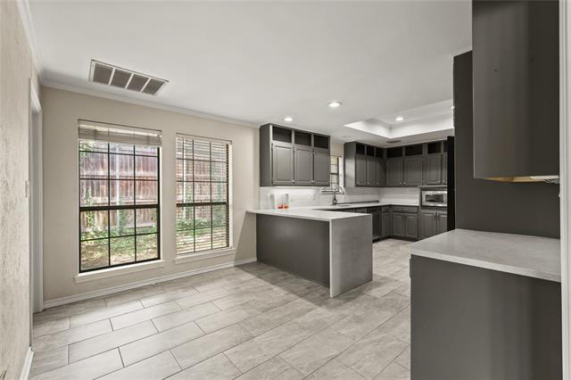 Building Photo - 2709 Devonshire Dr