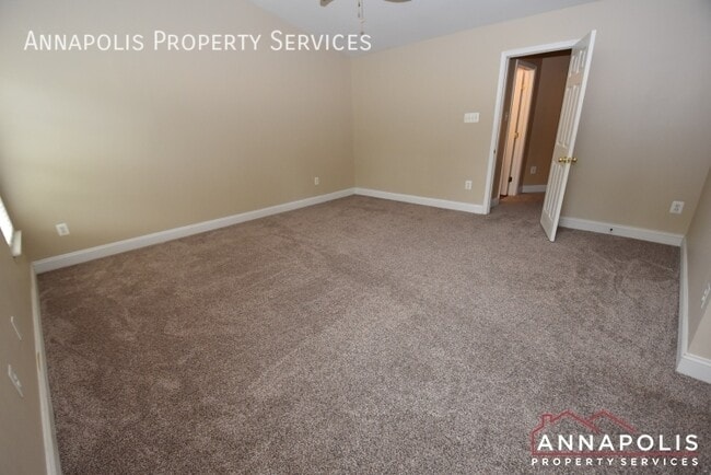 Building Photo - 1606 Stern Ct