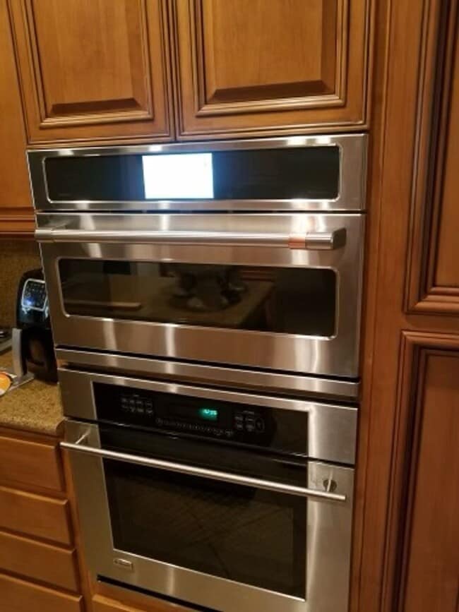 Building Photo - **WONDERFUL SINGLE STORY HOME IN GUARD GAT...