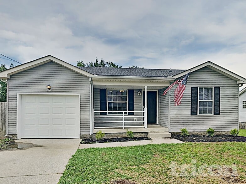 Primary Photo - 102 Natchez Ct S