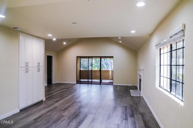 Building Photo - 838 Fairview Ave