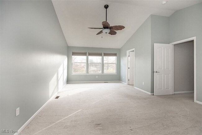 Building Photo - 2553 Seton Dr