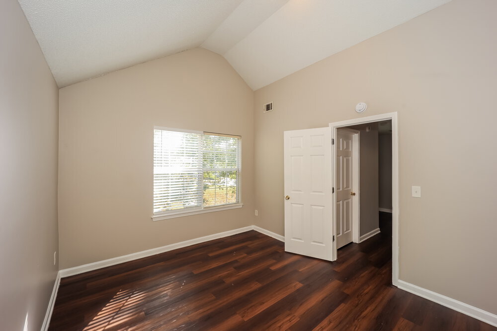 Building Photo - 6891 Derby Ave