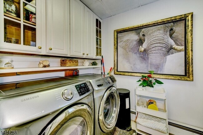 Building Photo - 11 Sterling Pkwy