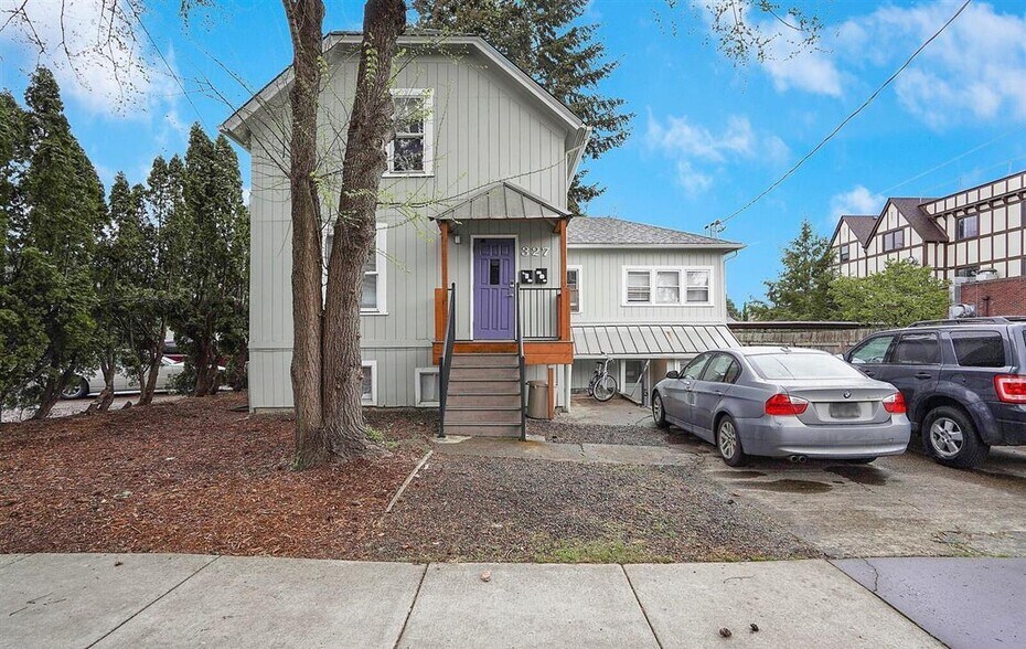 Primary Photo - 327 NW 14th St