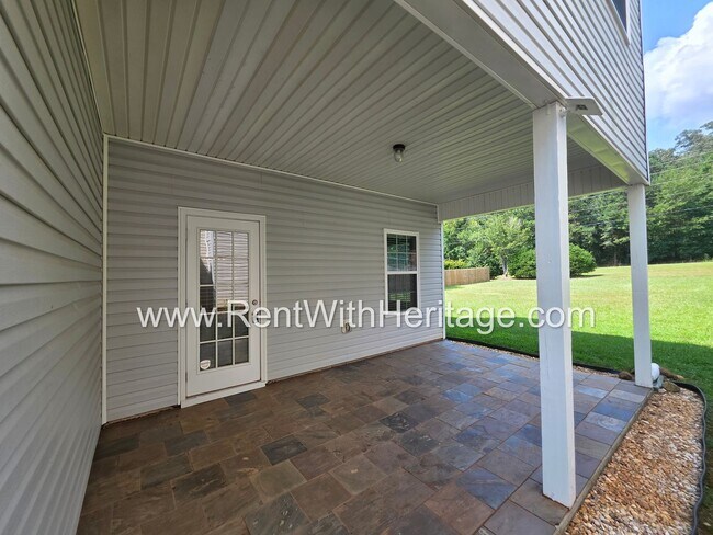 Building Photo - 202 Summer Gate Ln