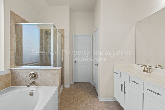 Building Photo - 9430 Harmony Lake Ln