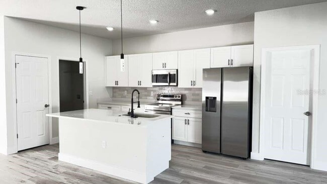 Building Photo - 4513 SW 170th Street Rd