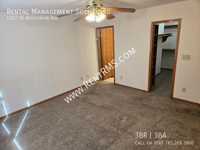 Building Photo - 4327 SE Wisconsin Ave