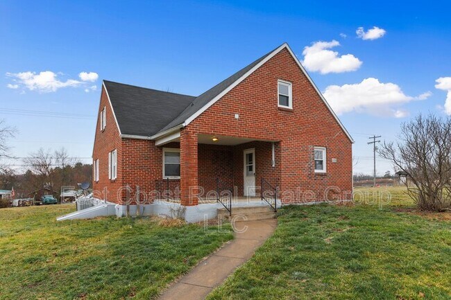 Building Photo - 838 Jenny Wren Dr