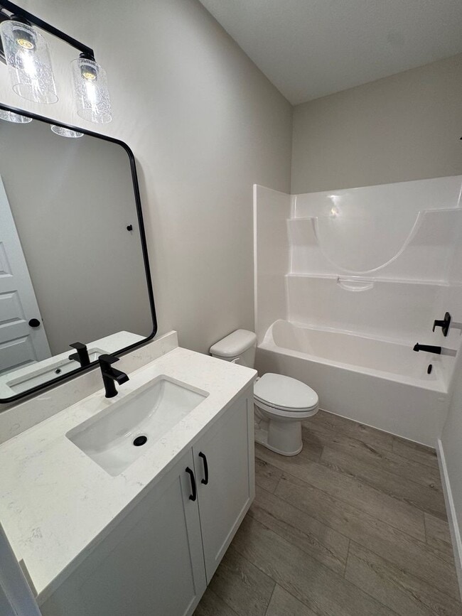 Building Photo - 1072 Emilee Ct