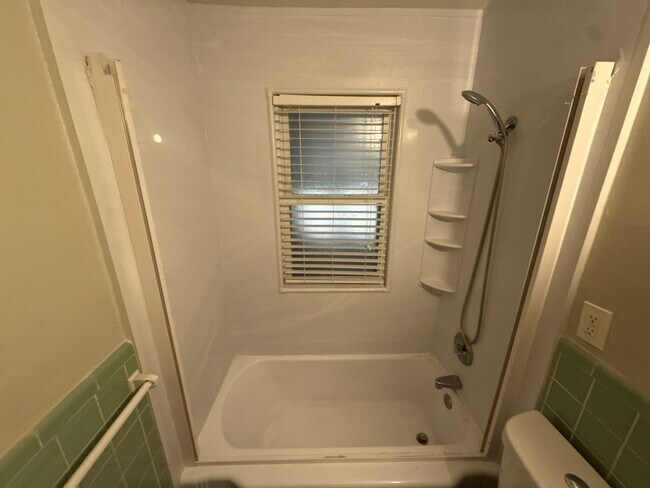 Building Photo - 223 Wiegel Dr