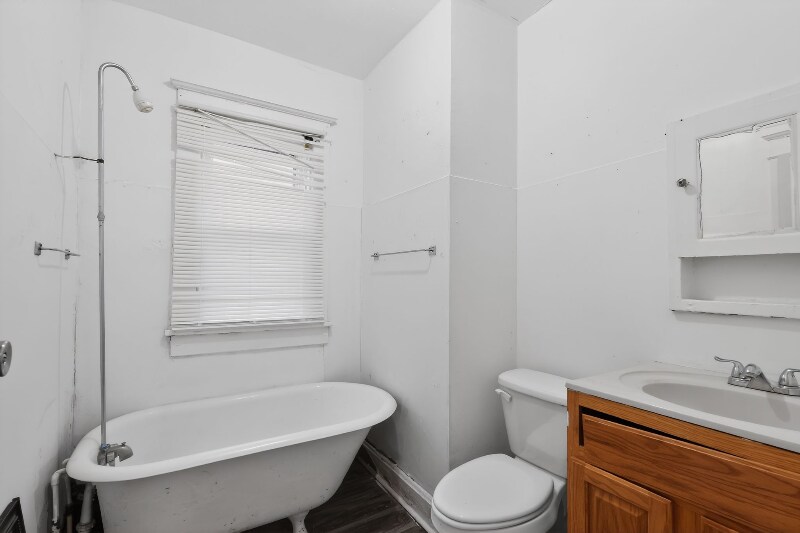 Building Photo - 830 N 83rd St