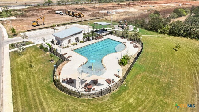 Building Photo - 801 Cinnamon Teal