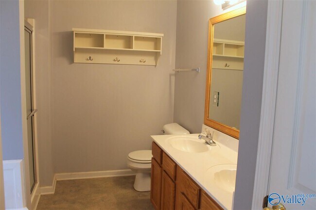 Building Photo - 117 Bambi Ln