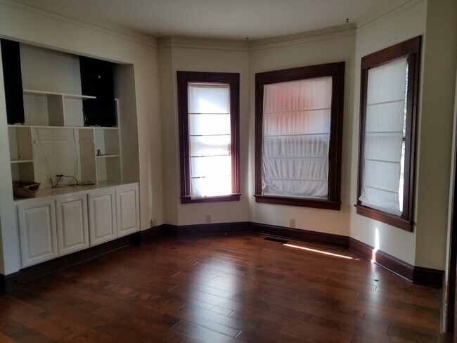 Building Photo - 1 Bedroom House Near Downtown SLO