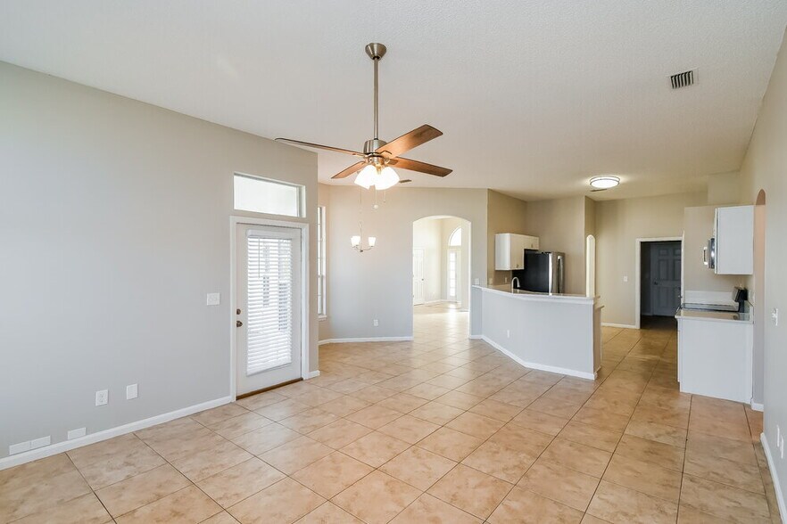 Building Photo - 3948 Heavenside Ct