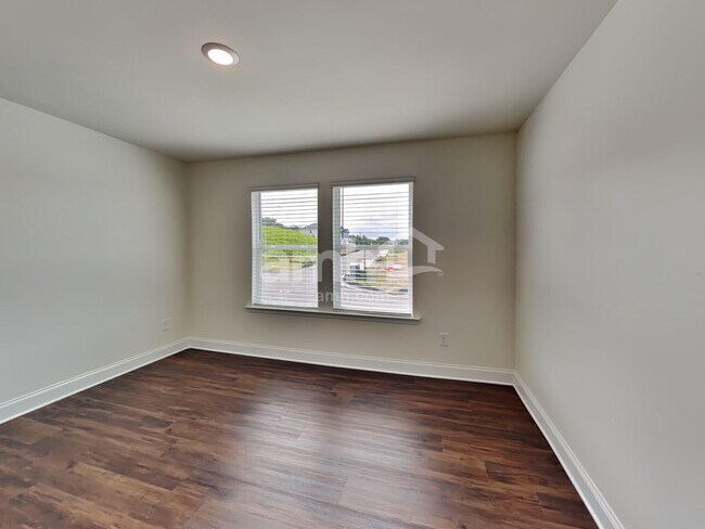 Building Photo - 1234 Soapstone Rd