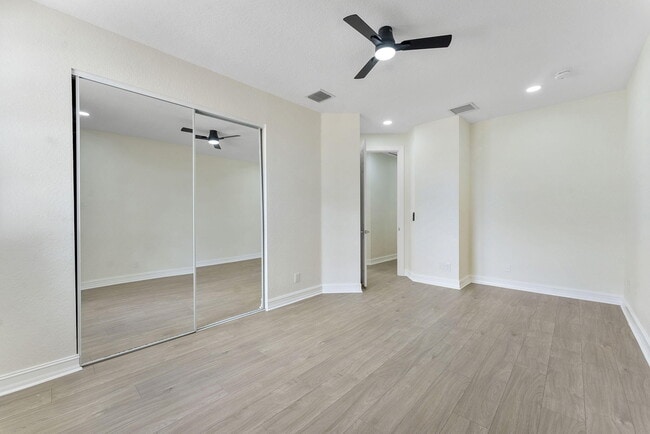 Building Photo - 12945 Pennell Pines Rd