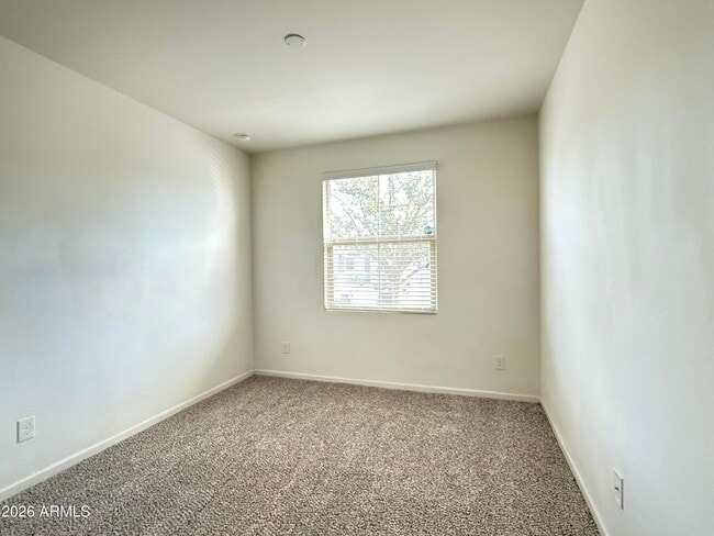 Building Photo - 2372 E Dust Devil Dr