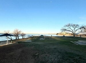 Building Photo - 1705 Chris Craft Dr