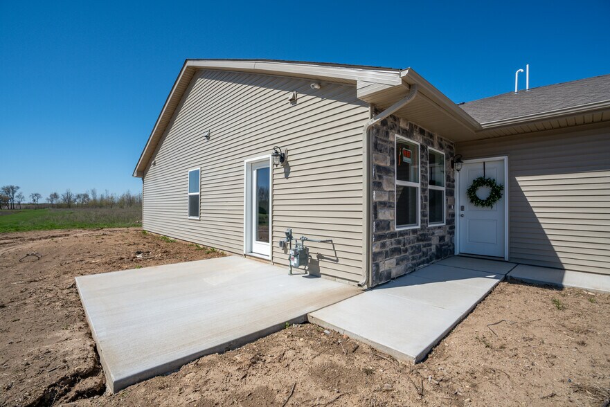 Building Photo - 644 McKay Way